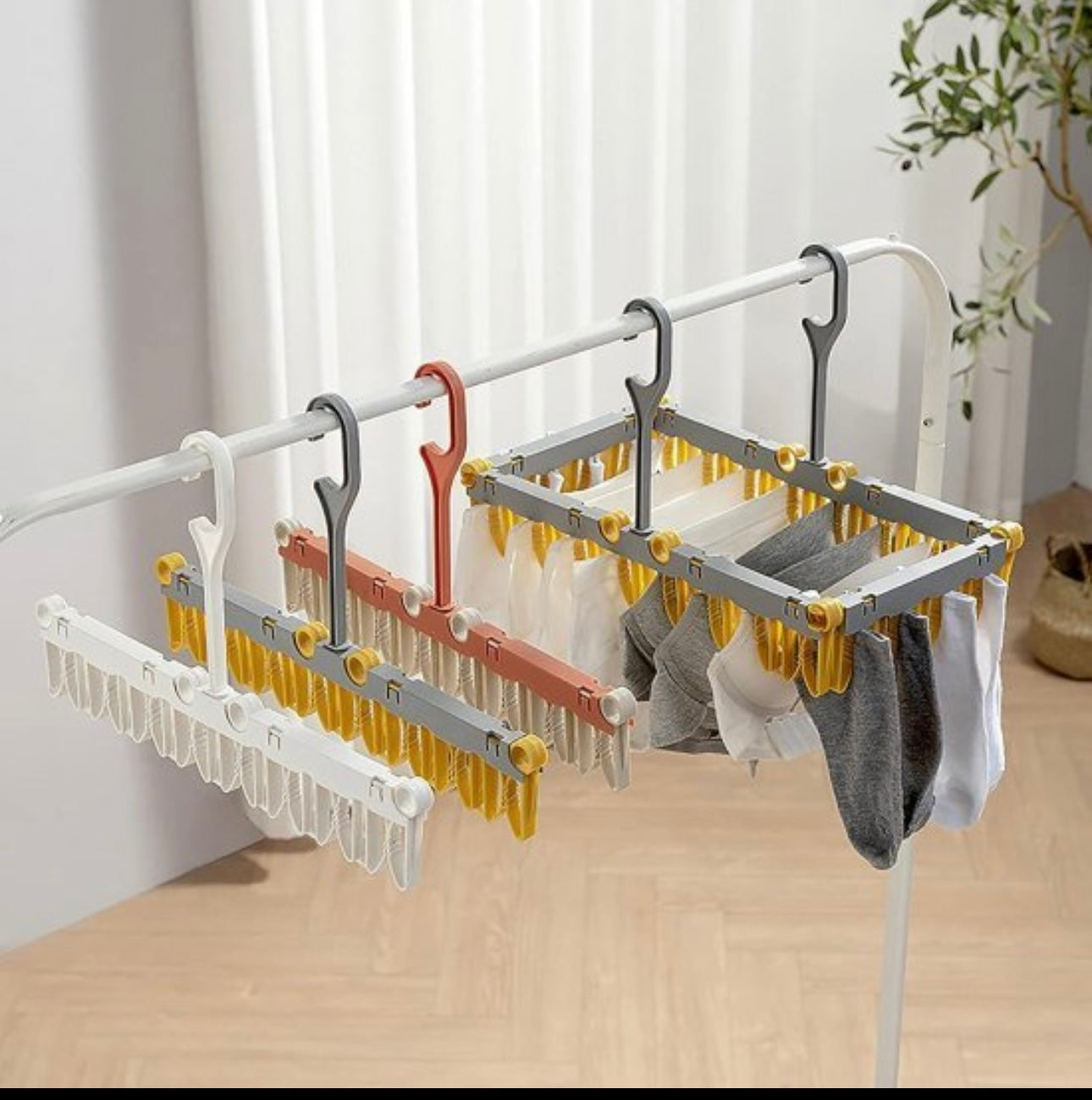 Foldable Cloth Dryer Hanger